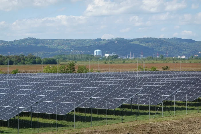 Sistema fotovoltaico empresarial